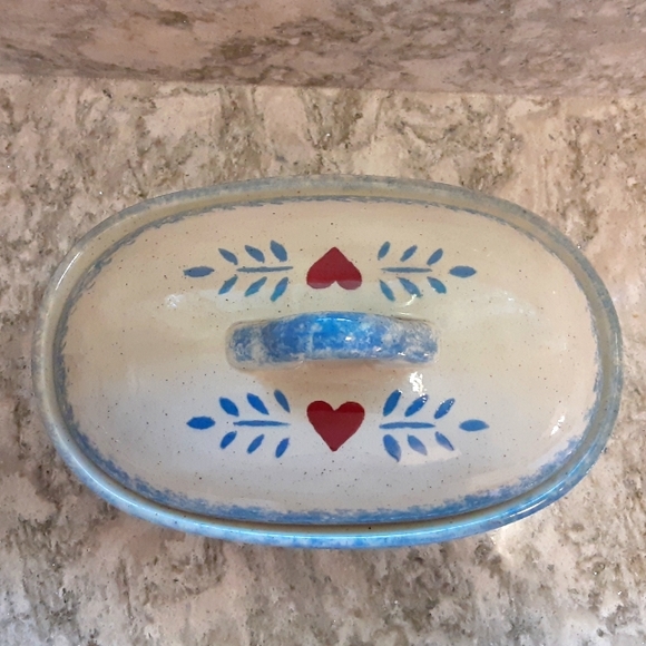 Vintage Covered Dish - Picture 2 of 6